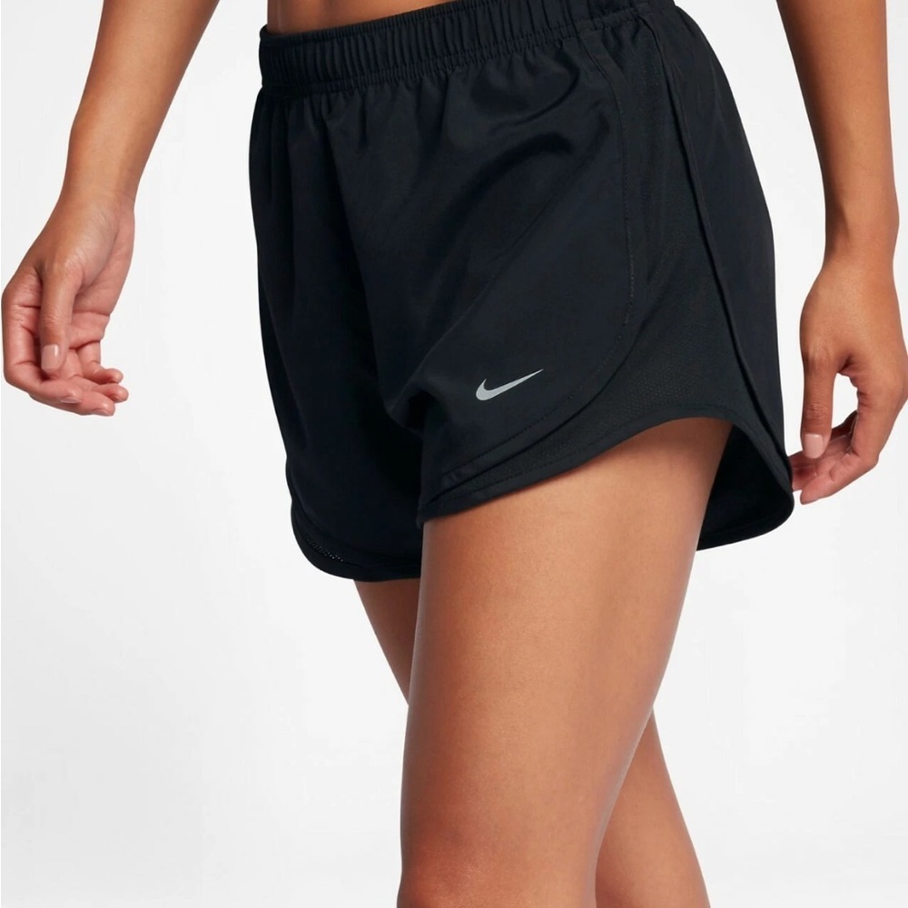 Nike Women’s 3” Tempo Dry Fit Running Shorts Size XS NWT